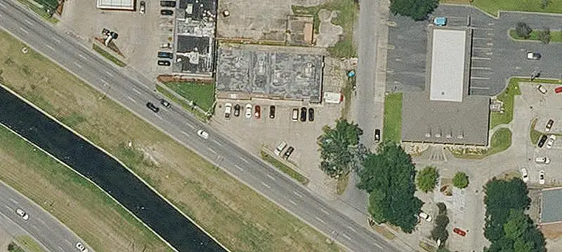 Multi-Tenant Retail Shopping Center