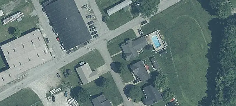 Creekfront Waterfront Land