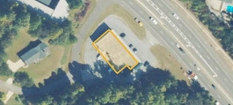 Renovated Multi-Suite Retail Building