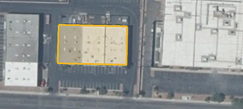 Flex Space With Grade-Level Doors