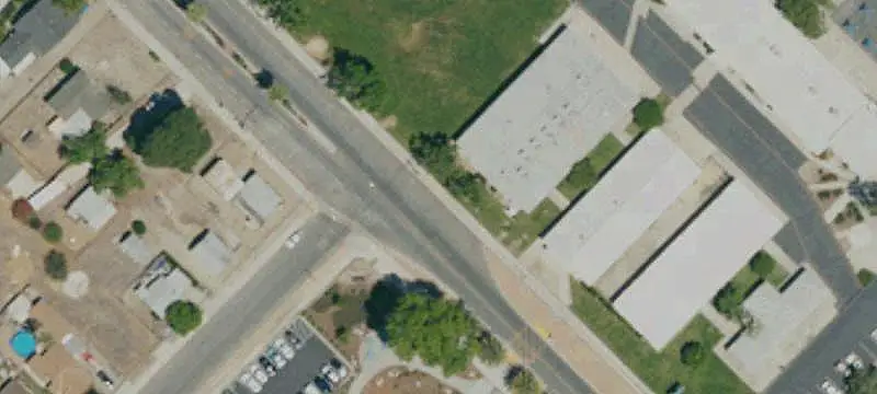 Convenience Store with Restaurant Space