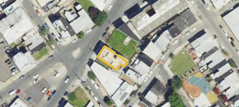 CMX-2 Commercial Land