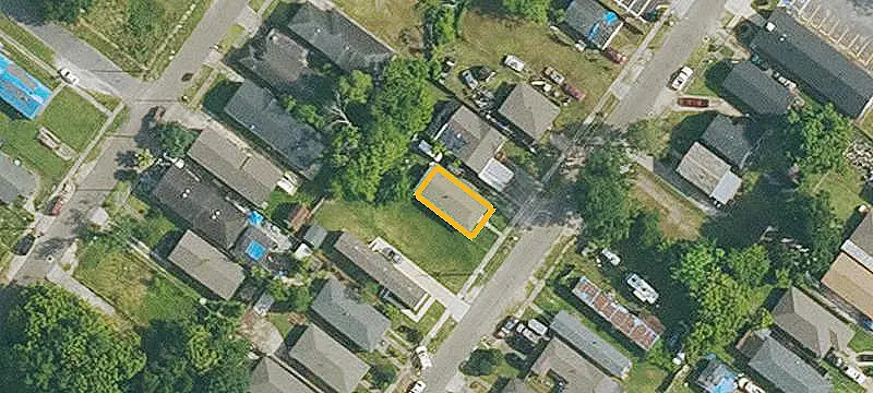 Duplex with Driveway
