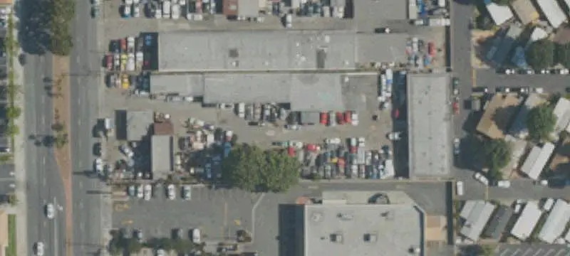Freestanding Shopping Center