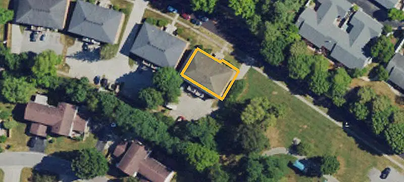 Renovated 8-Unit Apartment Building