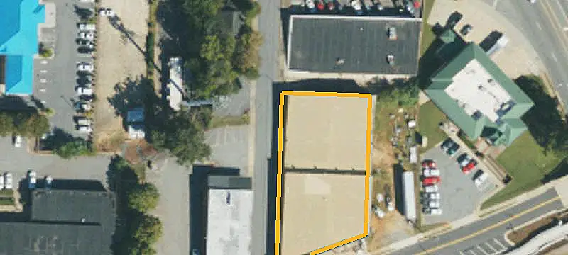 Commercial Land Near Downtown Amenities