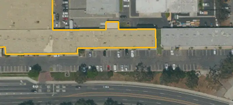 Distribution Center With Loading Door