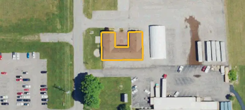 Flex Space with Fenced Yard