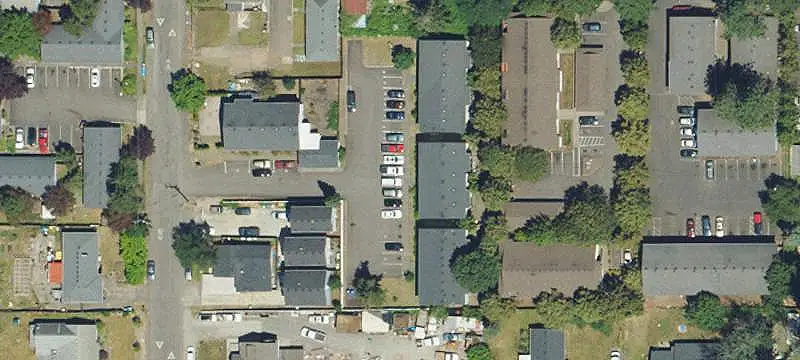 Duplex With Newer Roofs