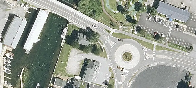 Mixed-Use Waterfront Property