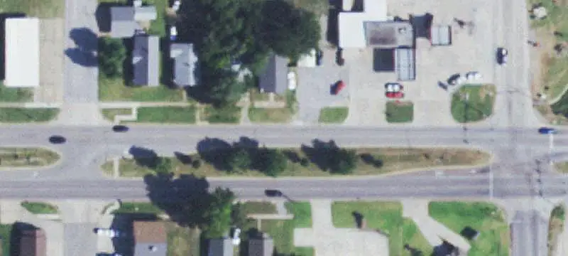 Phillips 66 Gas Station With Auto Shop