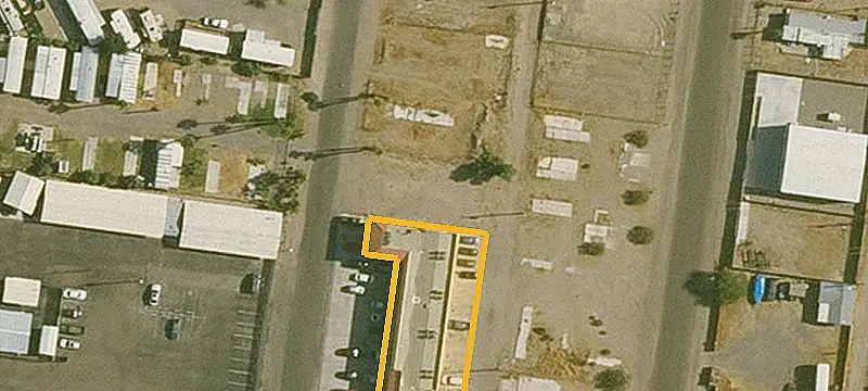 35-Unit Apartment Building with Pool