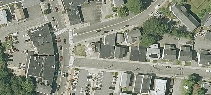 Mixed-Use Property with Garage