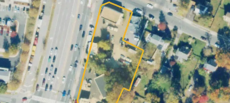 C8-Zoned Specialty Property