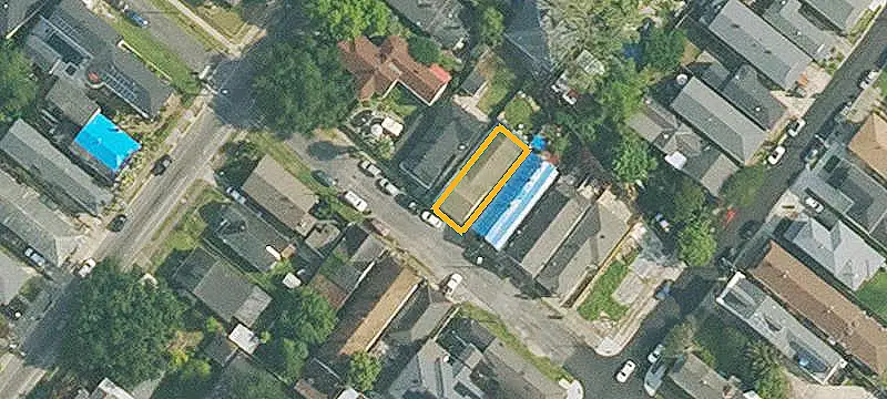 Duplex with Fenced Yard