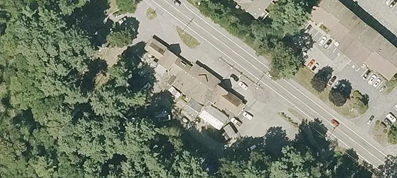 Multi-Level Storefront Property