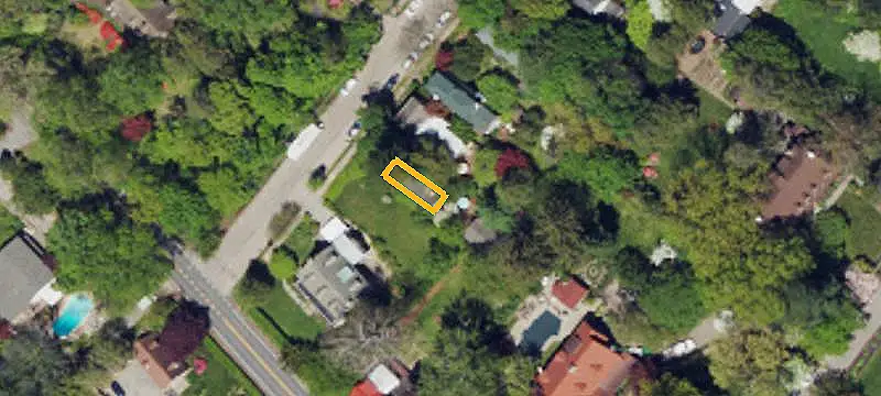CMX-2 Mixed-Use Property