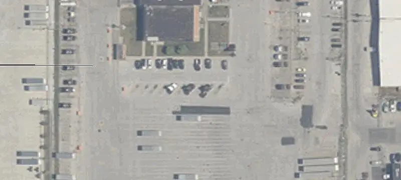 Truck Terminal with Cross-Dock