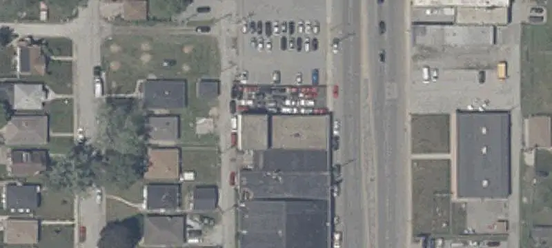 Three-Bay Automotive Service Property