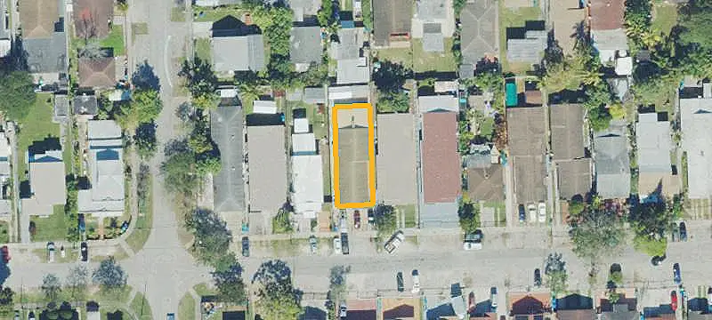 Six-Bedroom Duplex