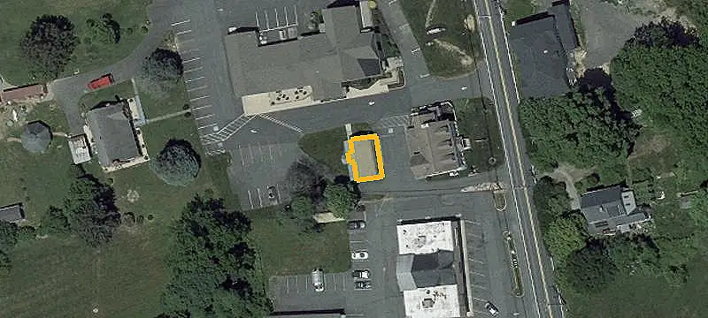 Renovated Office Building with Garage