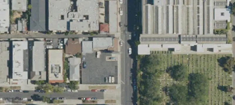 Vintage Auto Shop with 6 Bays