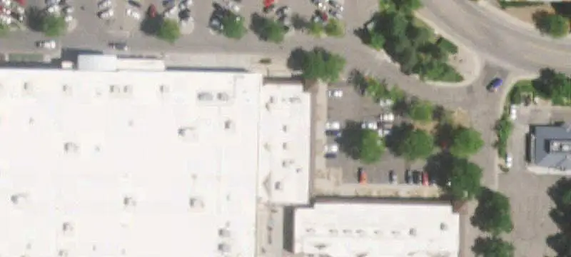 Walmart-Anchored Shopping Center