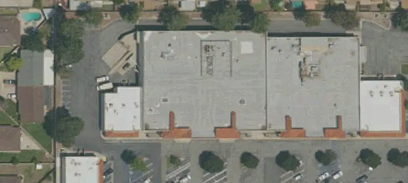 Retail Anchor Building
