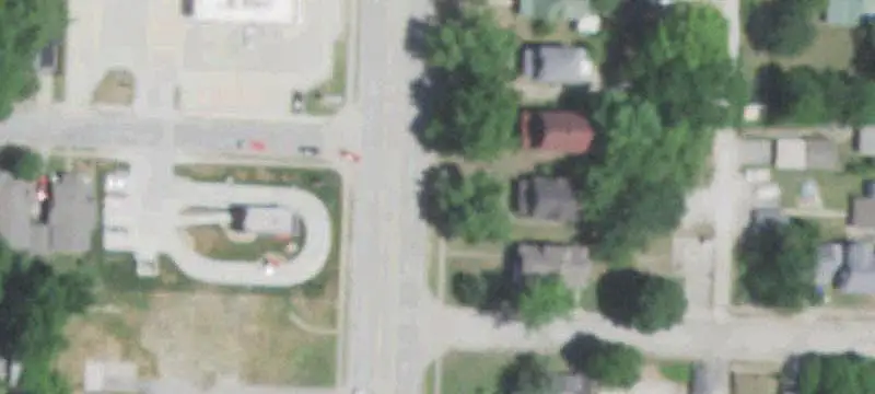 Commercial Land Near Restaurants