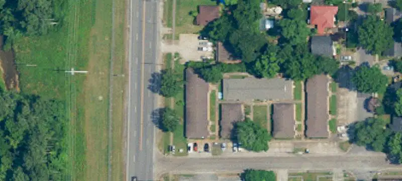 16-Unit Brick Apartment Building