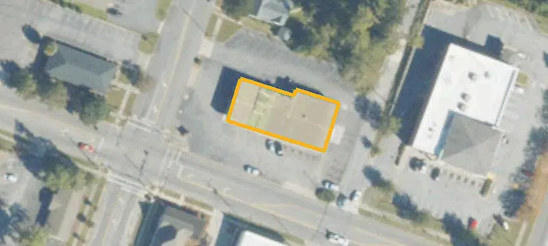 Fully Leased Shopping Center
