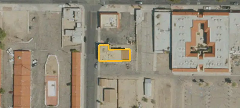 Multi-Tenant Retail Center
