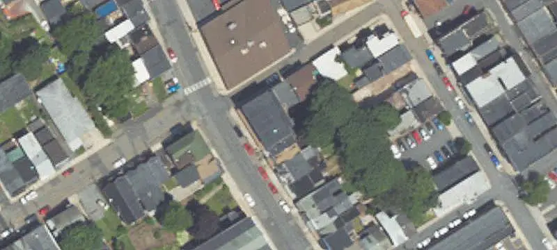 10-Unit Apartment Building
