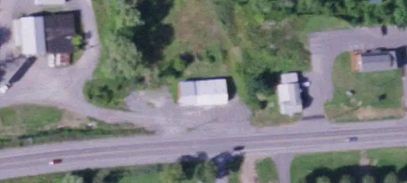 Automotive Property With Service Bays