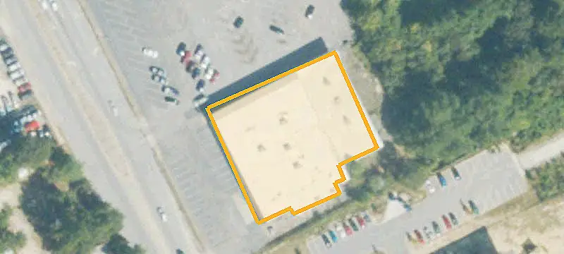 NNN Retail Property with Hub Facility