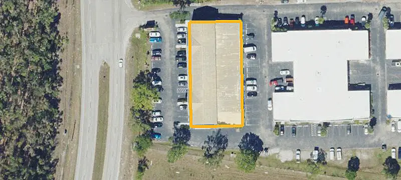 Renovated Flex Space Plaza