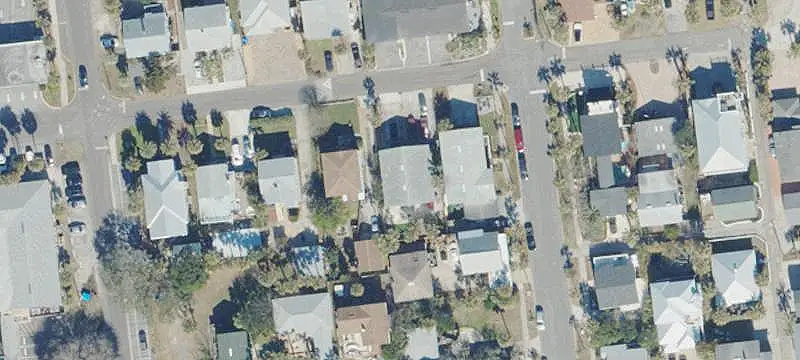 Renovated Duplex Near Beach