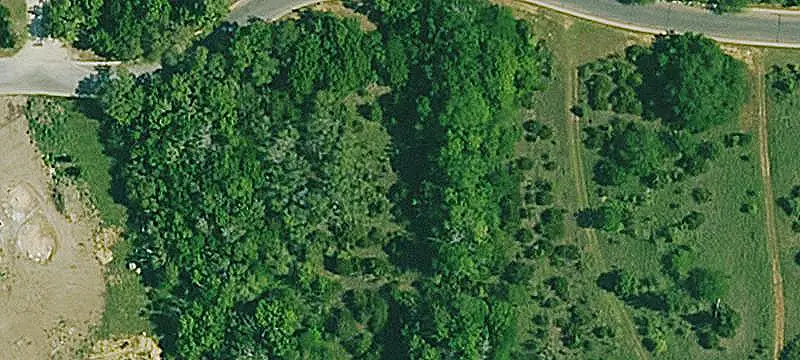 Land / Vacant Lot
