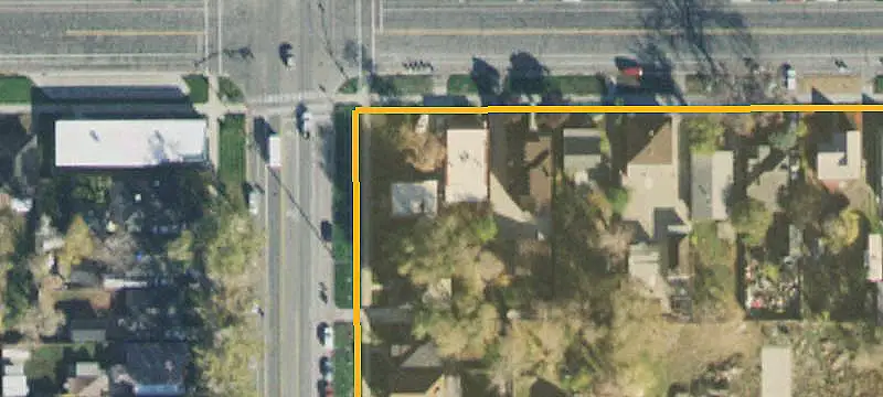 Commercial Land with Storage Facility