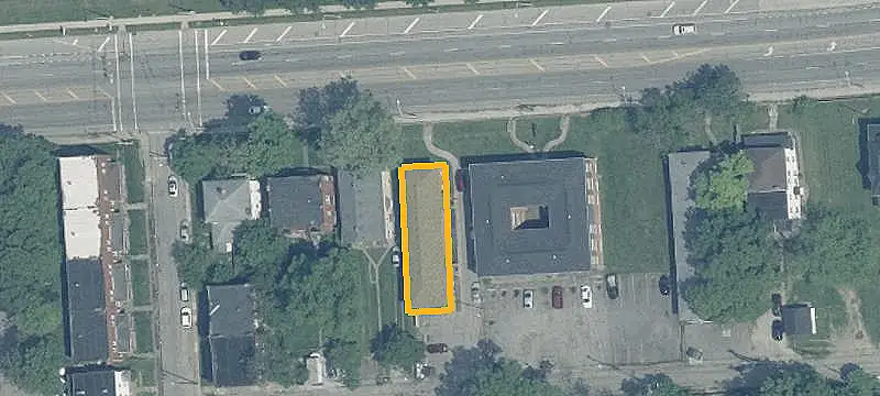 30-Unit Apartment Building