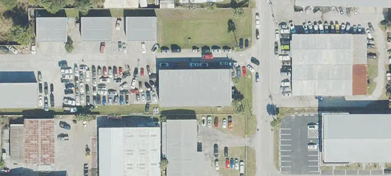 Industrial Property with 5 Buildings