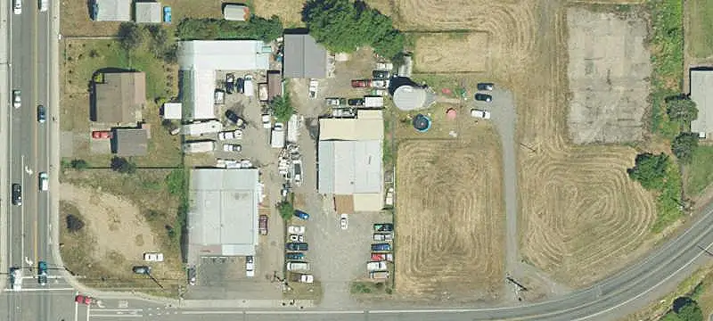 Fully Leased Auto Shop Property
