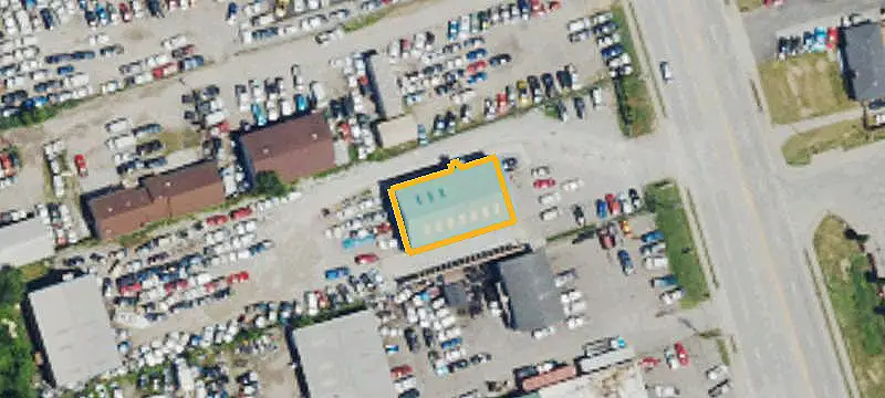 Mixed-Use Property With Service Garages