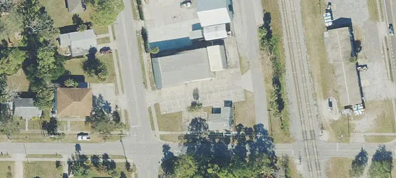 Leased Flex Property with Outdoor Storage
