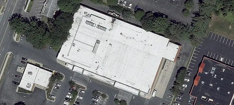 Safeway Supermarket with Absolute-Net Lease