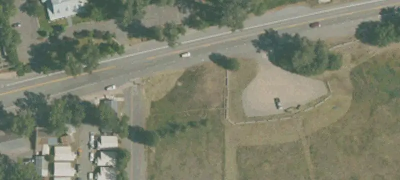 Level Commercial Land
