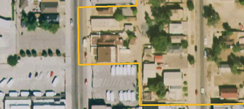 9-Unit Apartment Building