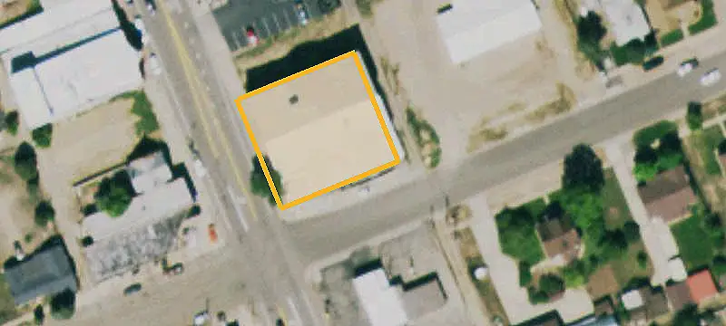 Mixed-Use Building with Freight Elevator