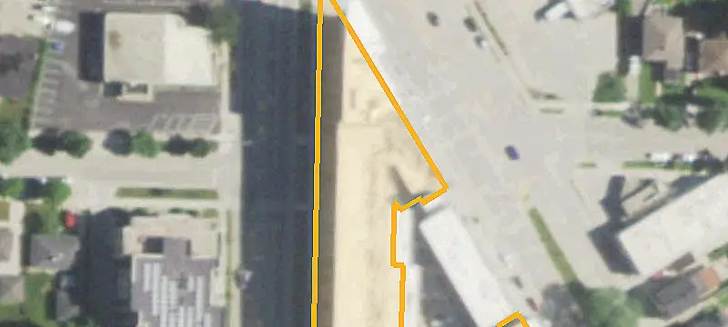 Apartment Residences With Skydeck