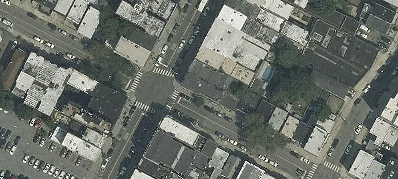 Mixed-Use Retail Building
